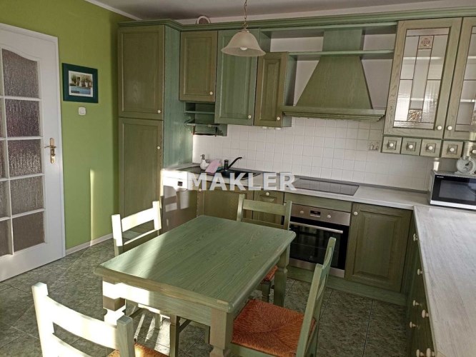 Mieskanie w bloku- 3 piętro- ogrodzony parking