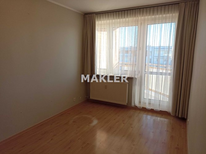 Mieskanie w bloku- 3 piętro- ogrodzony parking